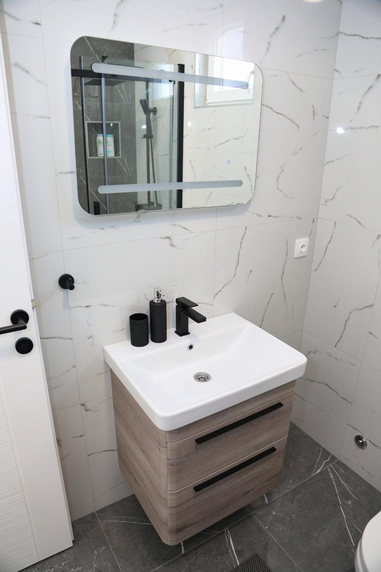 Apartman Keman Mostar Eksteriør billede