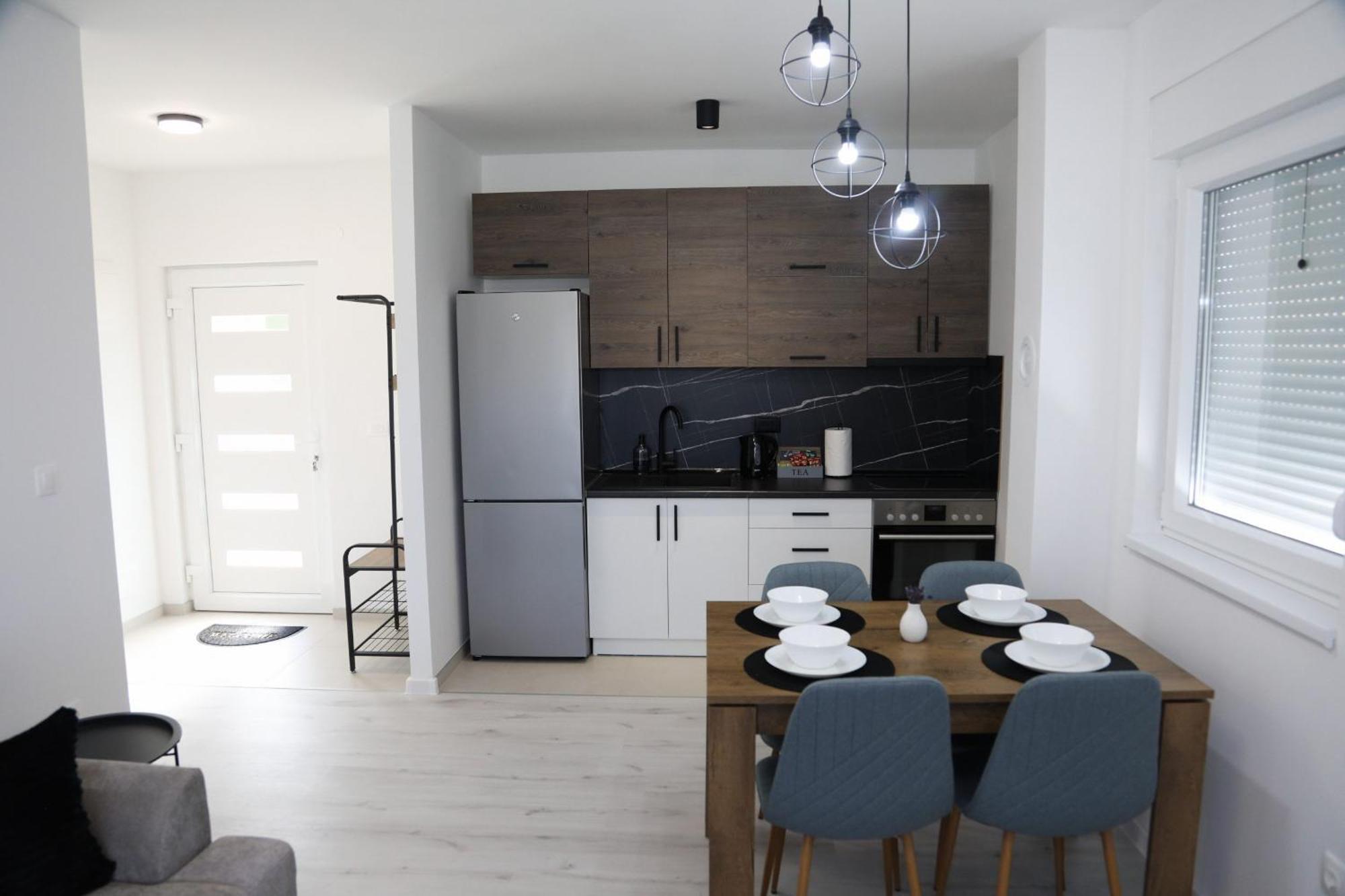 Apartman Keman Mostar Eksteriør billede
