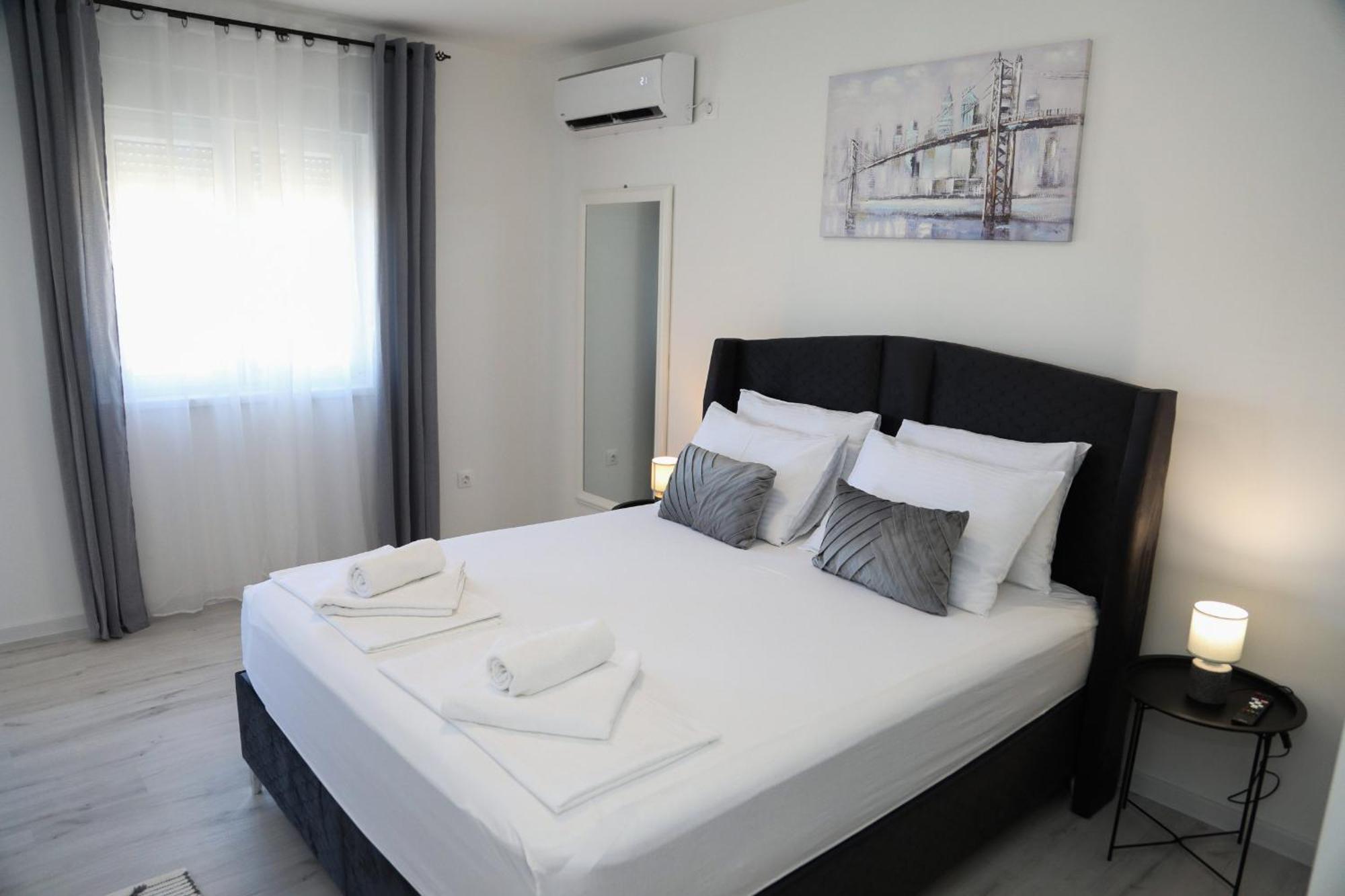 Apartman Keman Mostar Eksteriør billede