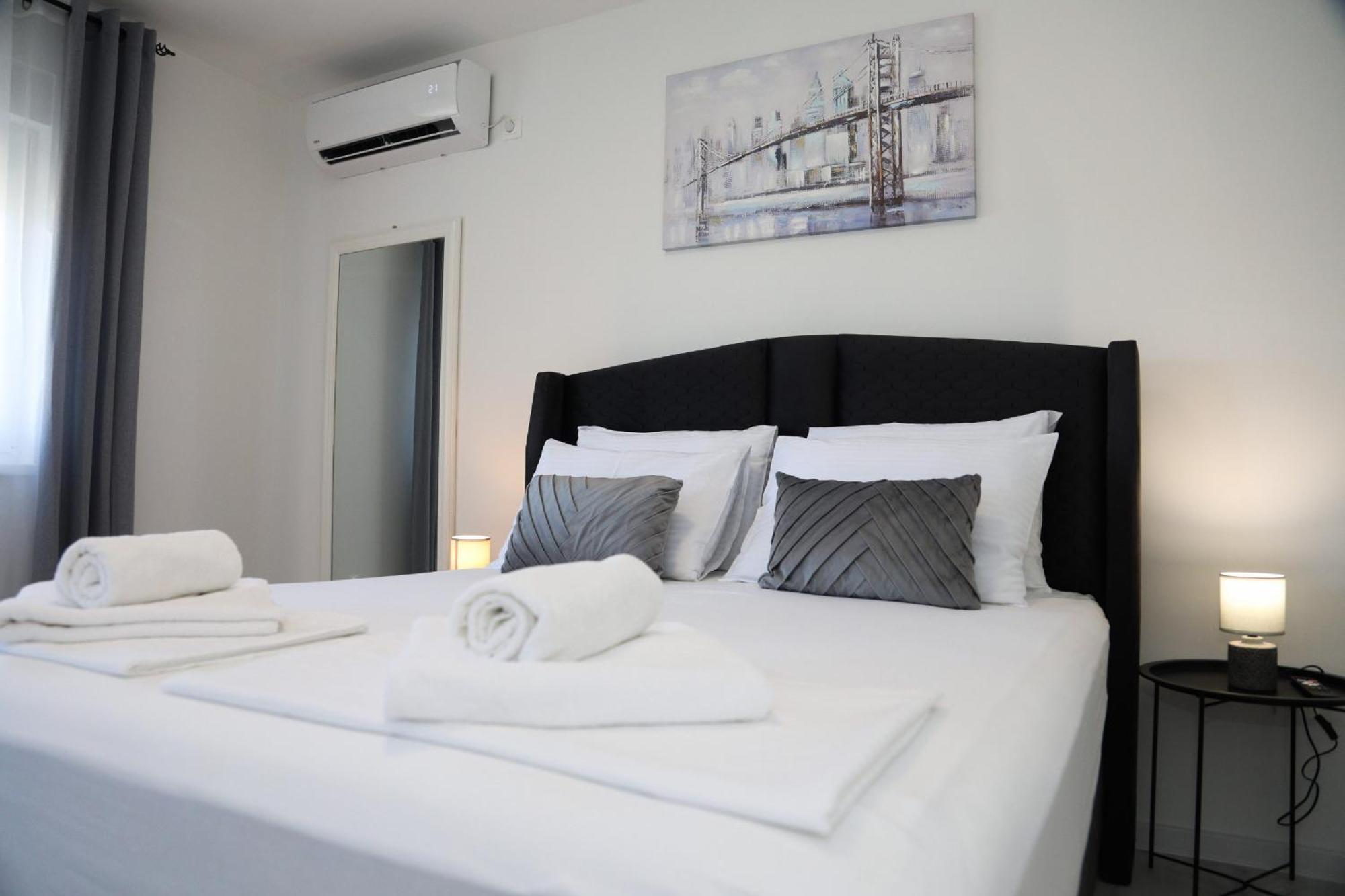 Apartman Keman Mostar Eksteriør billede