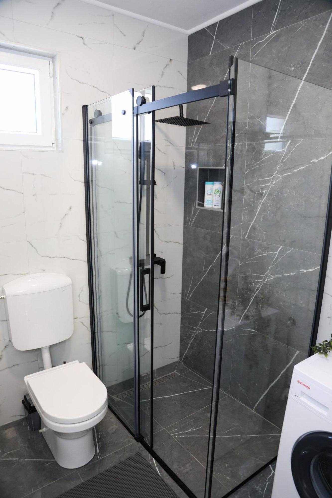 Apartman Keman Mostar Eksteriør billede